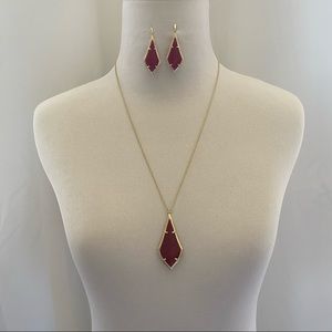 🆕KENDRA SCOTT Necklace + Earrings